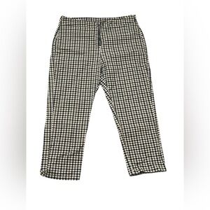 Cotton On Black and Cream Plaid Ankle/Capri Pants. Size 10. Good Condition.